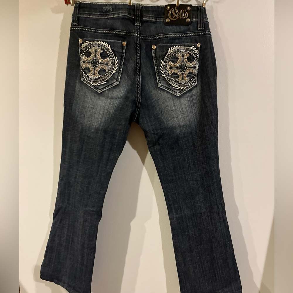 Women's Cello jeans size 13 Juniors Embroidered,  Lightly Distressed, Rhinestone